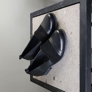 Beuno Isabelle Flats